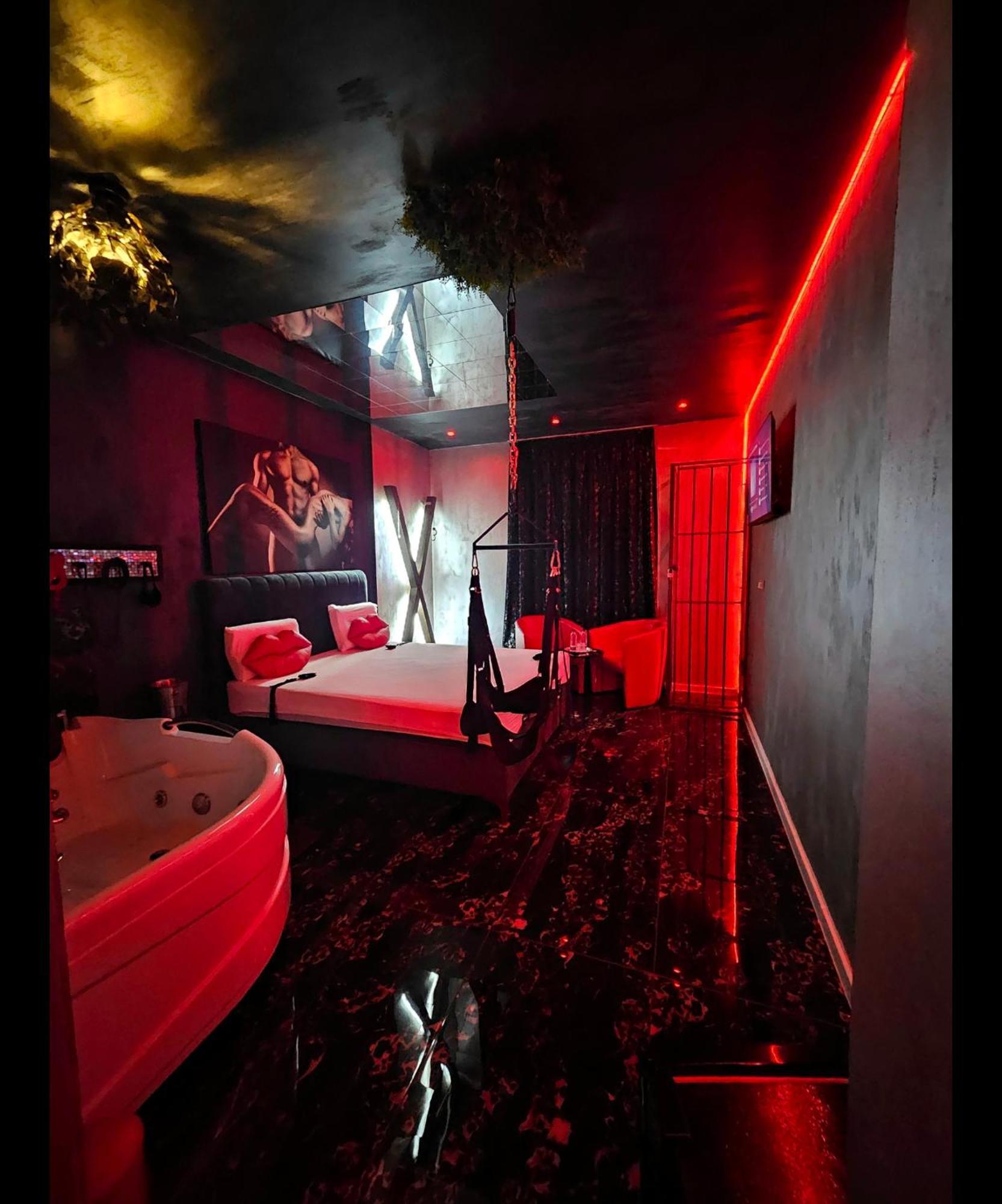 Love Room Bukarest Exterior foto