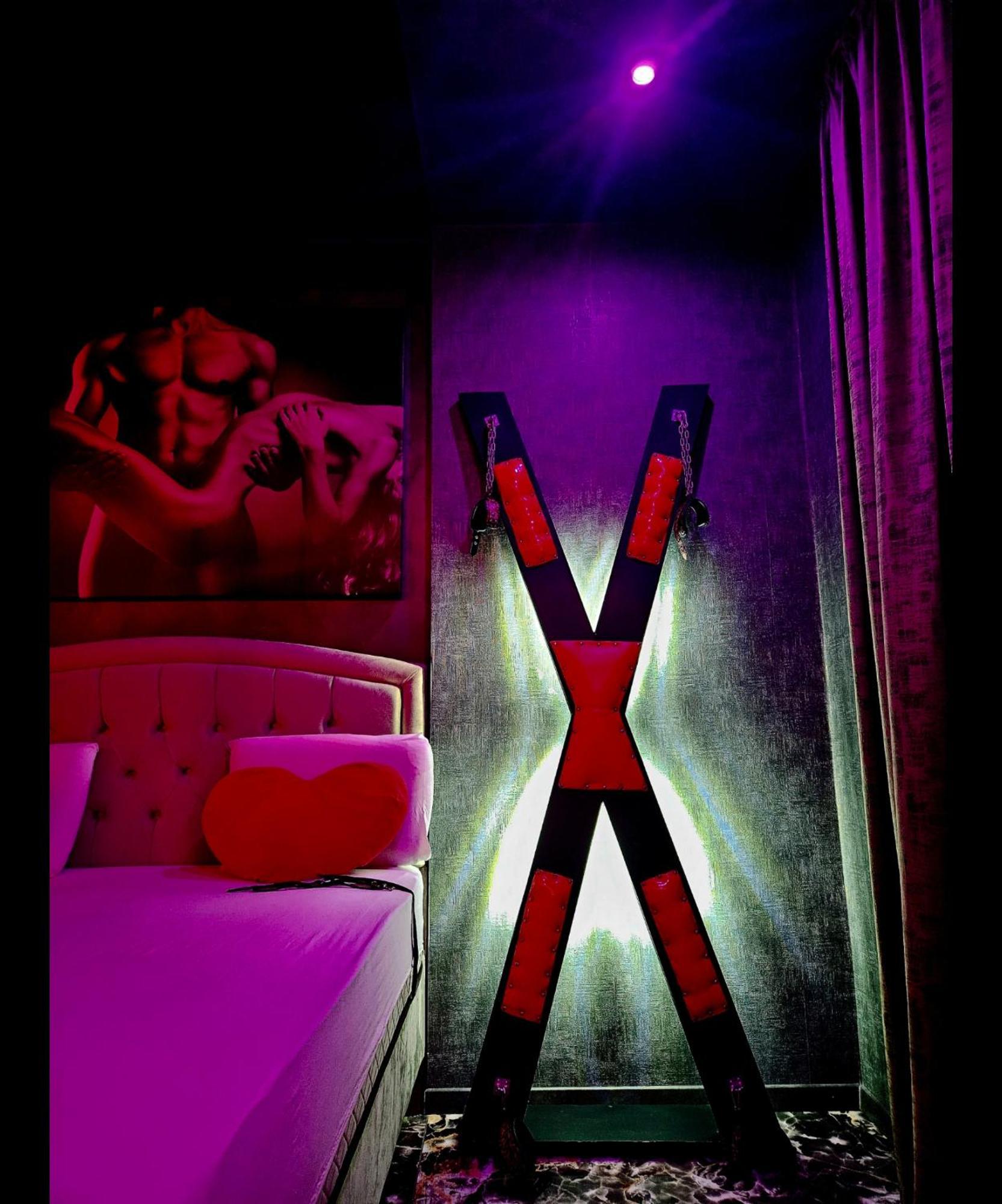 Love Room Bukarest Exterior foto